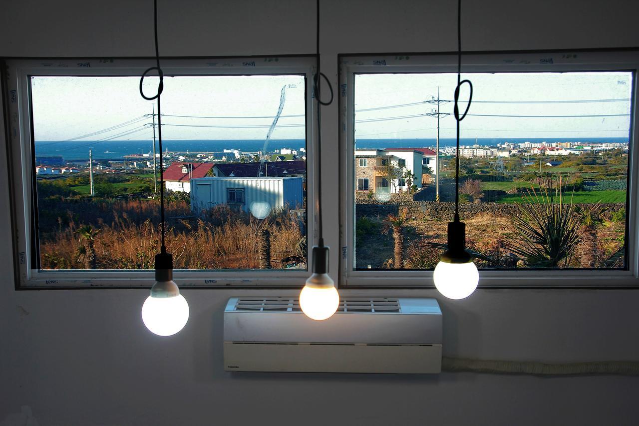 Jeju Hyeun'S House Villa Exteriör bild